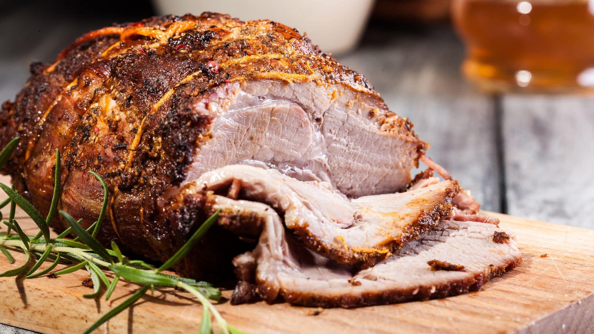 Réservez votre poulet rôti ou PAC en ligne, et venez le récupérer sur notre stand de notre rôtisserie du marché la Teste de Buch. 06 26 56 22 59